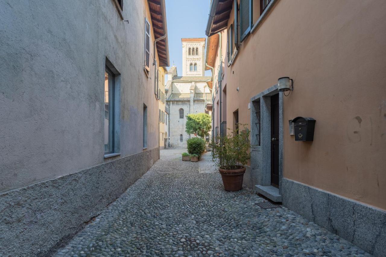 Blue Attic - Historical Como City Center By Rent All Como Exterior foto