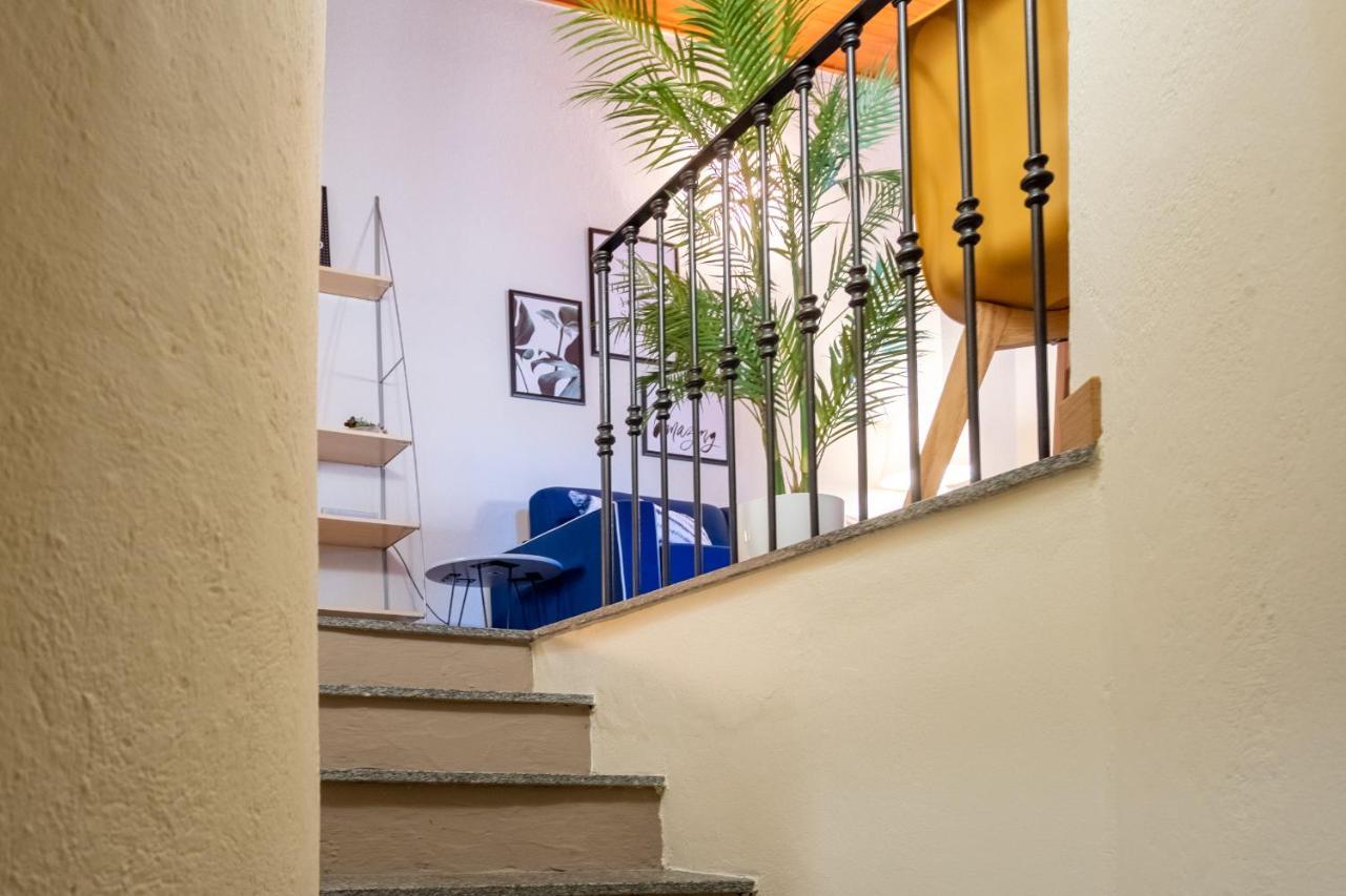 Blue Attic - Historical Como City Center By Rent All Como Exterior foto